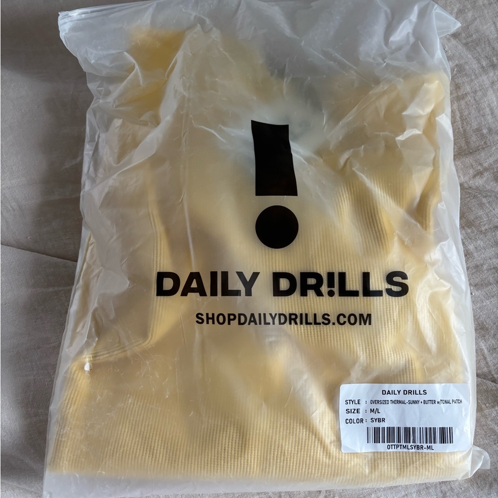 Daily Drills Oversized Thermal - Sunny + Butter - Picture 6 of 7